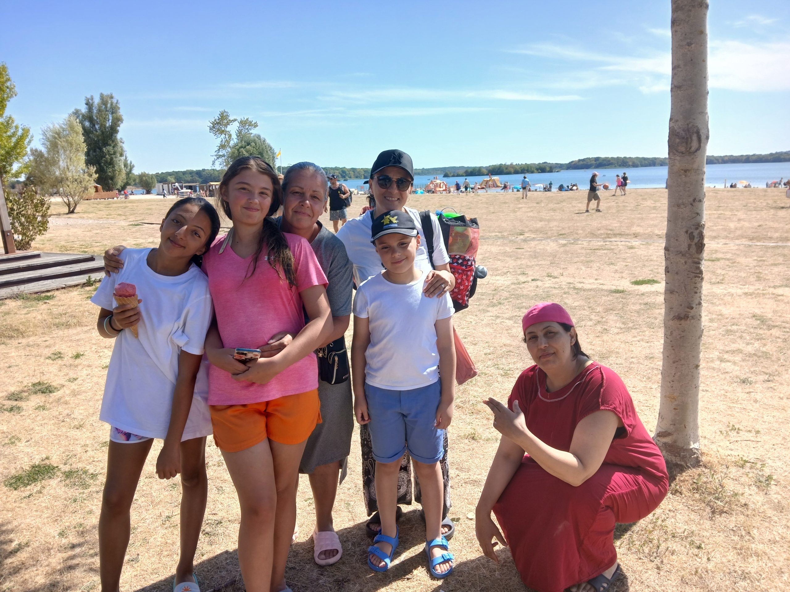 Familles participant à la sortie estivale au lac du Der